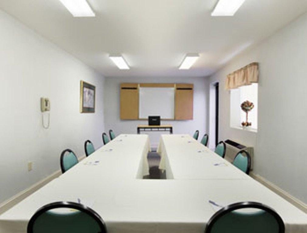 Days Inn & Suites By Wyndham Columbia Airport West Columbia Facilities photo
